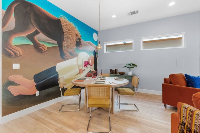 dining room featuring visible vents, recessed lighting, baseboards, and wood finished floors