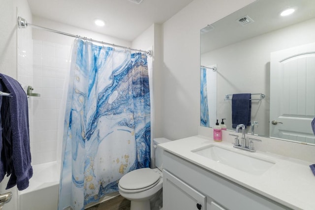 bathroom with visible vents, shower / bath combo with shower curtain, toilet, recessed lighting, and vanity