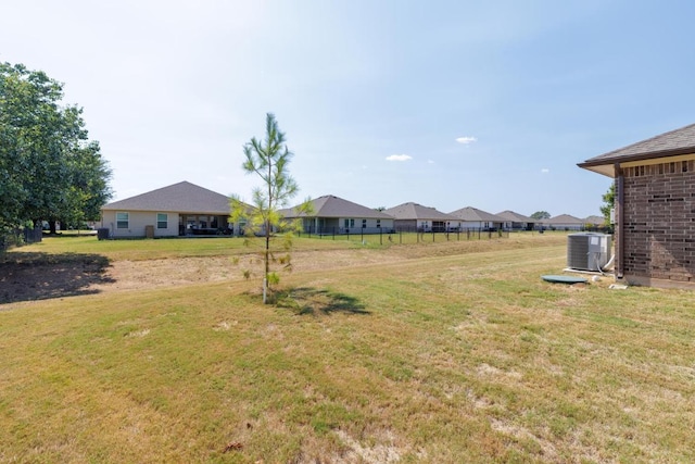 106 Pelican Ct, Bastrop, TX 78602 - view of green lawn