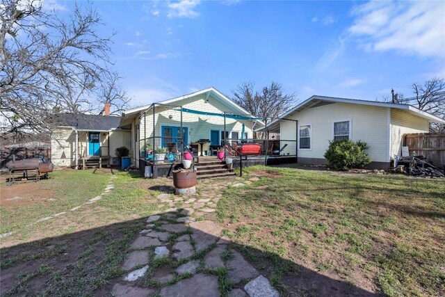 909 Flag St, Llano, TX 78643 - photo 32