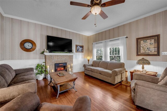 909 Flag St, Llano, TX 78643 - photo 5