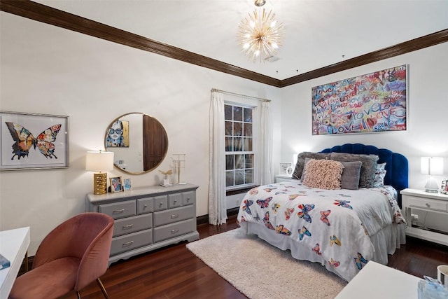 bedroom featuring an inviting chandelier, dark wood-style flooring, and crown molding