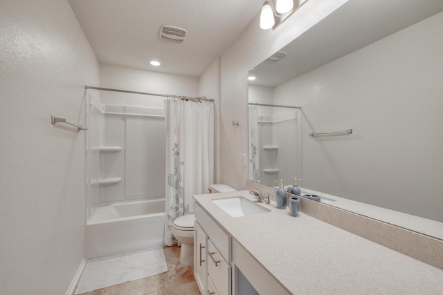 bathroom with visible vents, baseboards, shower / bath combo with shower curtain, toilet, and vanity