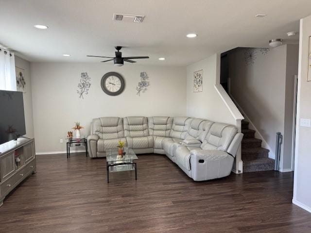 living area featuring visible vents, recessed lighting, ceiling fan, and wood finished floors