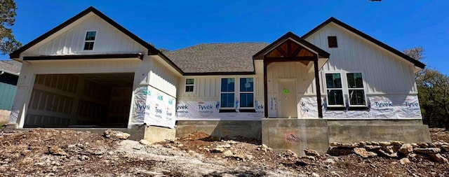 view of front of house featuring an attached garage