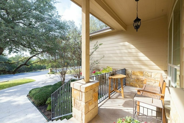 10033 Longhorn Skwy, Dripping Springs, TX 78620 - view of porch