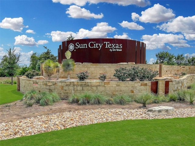 214 Apache Mountain Ln, Georgetown, TX 78633 - community / neighborhood sign featuring fence and a yard