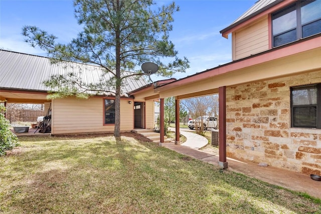 149 Colovista Dr, Bastrop, TX 78602 - view of green lawn