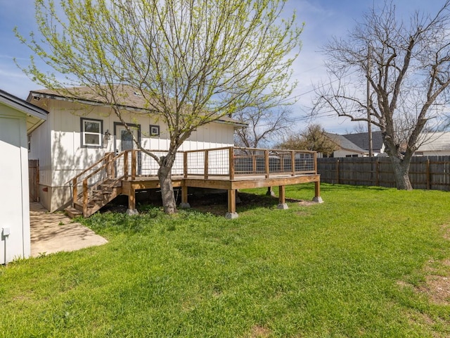1401 W 7th St, Taylor, TX 76574 - view of yard with a wooden deck