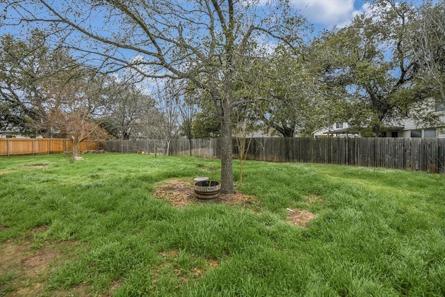 4437 Chickasaw Ct, Austin, TX 78749 - view of fenced backyard