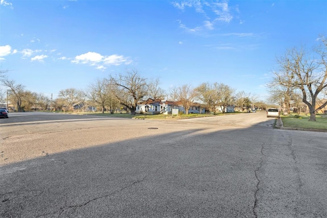 631 S Harris St, Giddings, TX 78942 - view of road