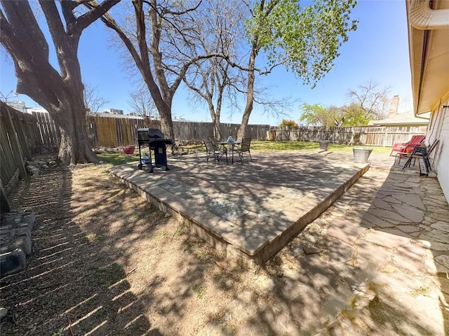 8602 Colonial Dr, Austin, TX 78758 - fenced backyard with a patio and area for grilling