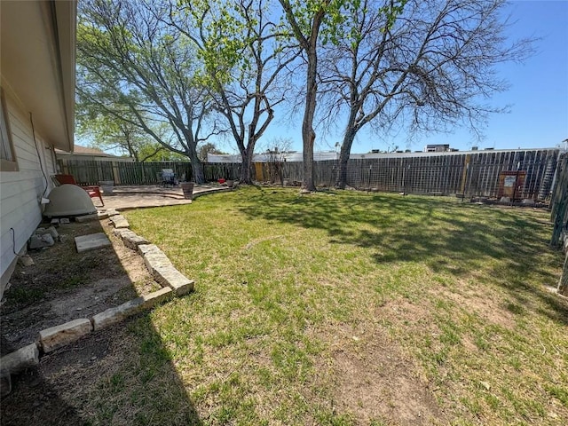 8602 Colonial Dr, Austin, TX 78758 - view of yard featuring a patio area