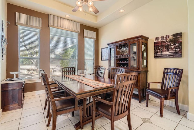 dining space featuring light tile patterned floors, recessed lighting, ceiling fan, and baseboards