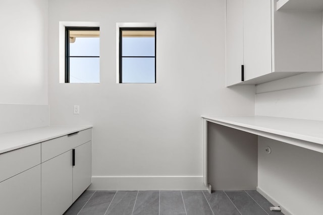6102 Forest Hills Dr, Austin, TX 78746 - detailed view of baseboards