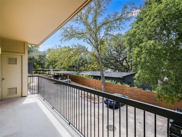 2209 Hancock Dr Unit 4, Austin, TX 78756 - view of balcony