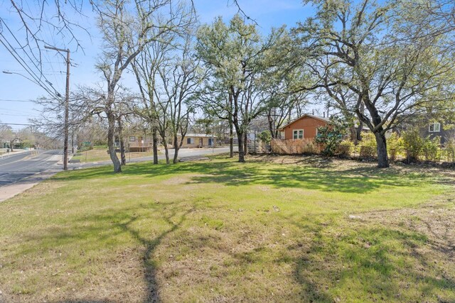 3337 E 12th St, Austin, TX 78721 - photo 9