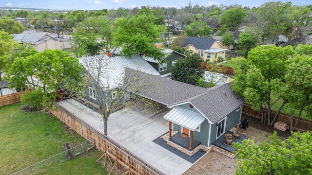703 E 15th St, Georgetown, TX 78626 - drone / aerial view
