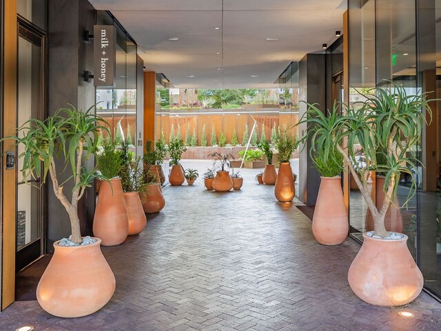 210 Lee Barton Dr Unit 308, Austin, TX 78704 - exterior space