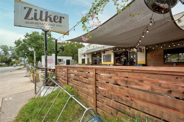 2705 E 2nd St, Austin, TX 78702 - photo 33