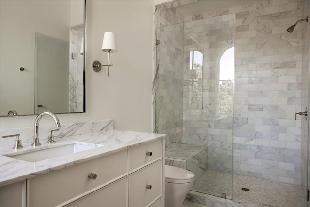 4401 Amarra Dr Unit 14, Austin, TX 78735 - full bath featuring a shower stall and vanity