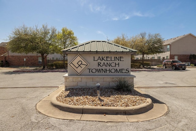 101 Verde Ranch Loop, Leander, TX 78641 - view of community / neighborhood sign