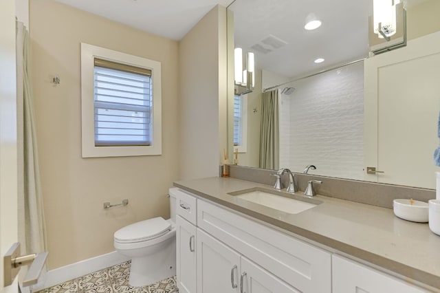 8702 Silverhill Ln, Austin, TX 78759 - bathroom with vanity, toilet, baseboards, tile patterned floors, and curtained shower