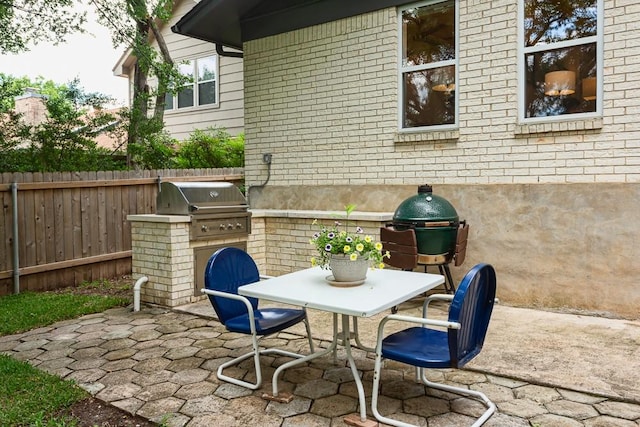 8702 Silverhill Ln, Austin, TX 78759 - view of patio / terrace with outdoor dining space
