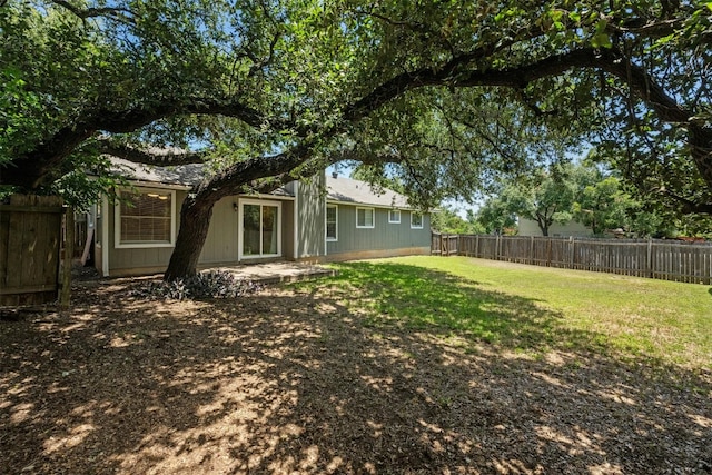 11921 Tanglebriar Trl, Austin, TX 78750 - view of yard