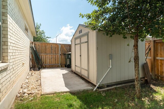 12832 Iron Bridge Dr, Manchaca, TX 78652 - photo 23