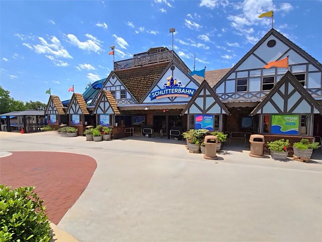 view of building exterior