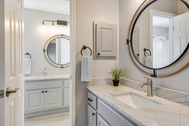 9201 Cessna Ln, Austin, TX 78717 - bathroom with two vanities