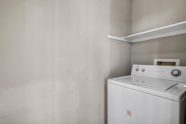 512 Eberhart Ln Unit 1207, Austin, TX 78745 - laundry room featuring washer / clothes dryer
