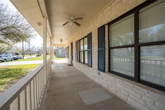 1510 Prather St, Taylor, TX 76574 - view of patio / terrace featuring covered porch and a ceiling fan