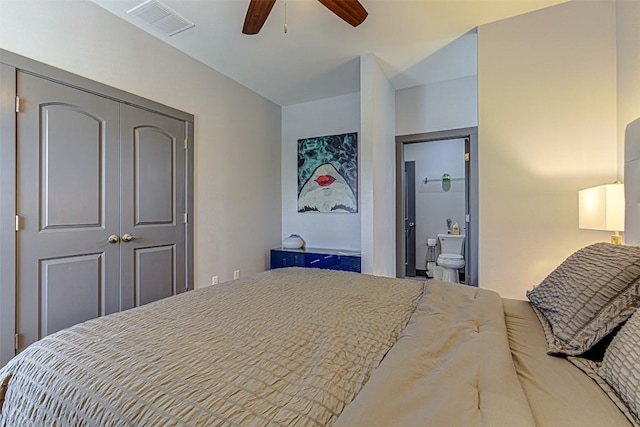 2612 Hidalgo St, Austin, TX 78702 - bedroom with ceiling fan, connected bathroom, and a closet