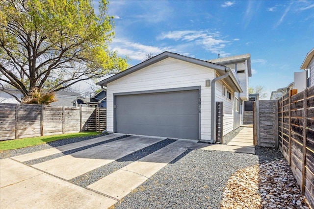 11393/4 Gunter St Unit B, Austin, TX 78721 - view of garage