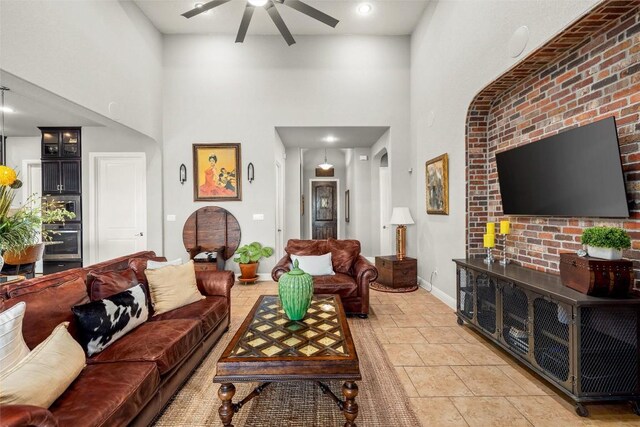 362 Wellington Dr, Austin, TX 78737 - living room with baseboards, a high ceiling, and ceiling fan