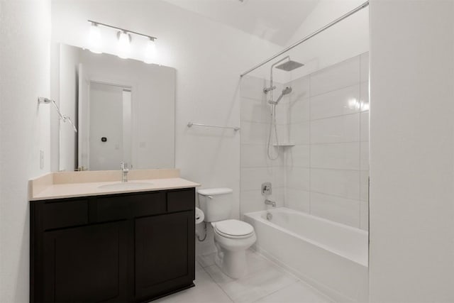 129 Du Bois Ln, Kyle, TX 78640 - bathroom featuring toilet, vanity, and shower / bath combination