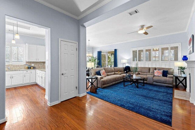 100 Blacksmiths Cir, Georgetown, TX 78633 - photo 6