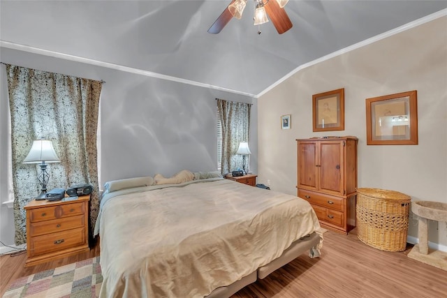 3607 Winding Way, Round Rock, TX 78664 - bedroom with light wood-style floors, vaulted ceiling, ornamental molding, baseboards, and ceiling fan