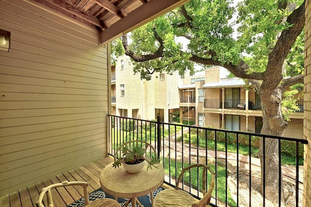 611 E 45th St Unit 15, Austin, TX 78751 - view of balcony