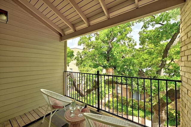 611 E 45th St Unit 15, Austin, TX 78751 - view of balcony