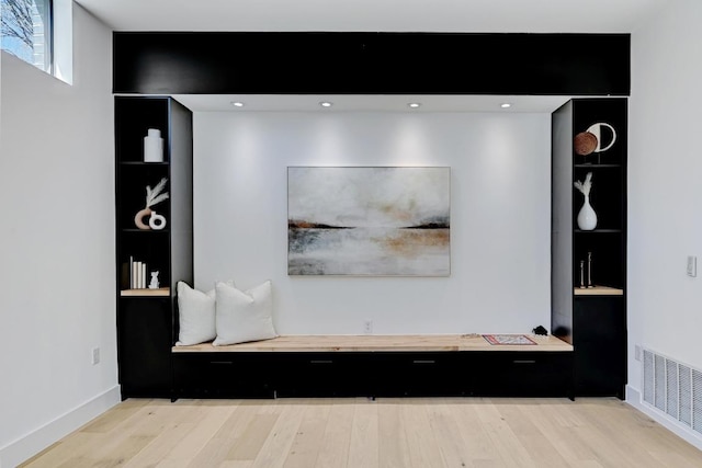 2109 Glendale Pl, Austin, TX 78704 - detailed view of wood finished floors and recessed lighting