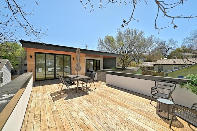 2109 Glendale Pl, Austin, TX 78704 - deck featuring outdoor dining area