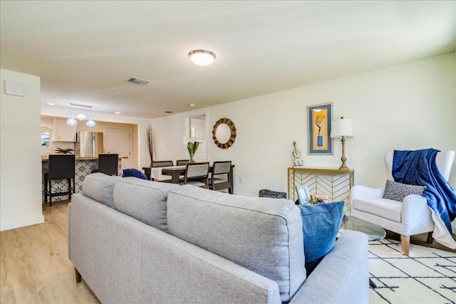 1120 Spur St, Austin, TX 78721 - photo 5