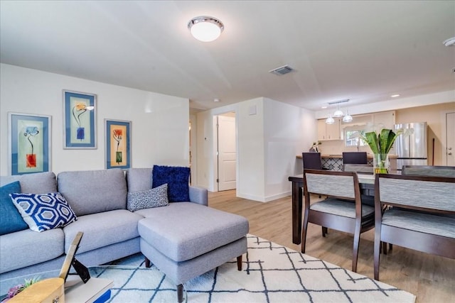 1120 Spur St, Austin, TX 78721 - photo 1