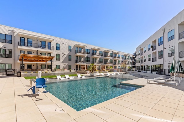 1701 Simond Ave Unit 426, Austin, TX 78723 - community pool with a patio area