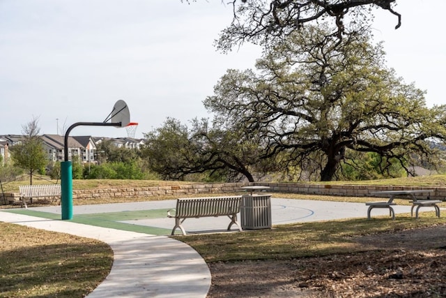 12106 Cantabria Rd, Austin, TX 78748 - view of home's community featuring community basketball court