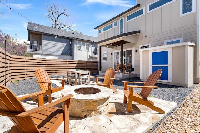 1126 Linden St Unit 1, Austin, TX 78702 - view of patio with a fire pit and ceiling fan