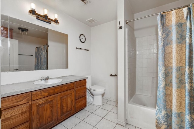 491 Herron Trl, Mcdade, TX 78650 - bathroom featuring tile patterned floors, shower / bath combo with shower curtain, toilet, and vanity
